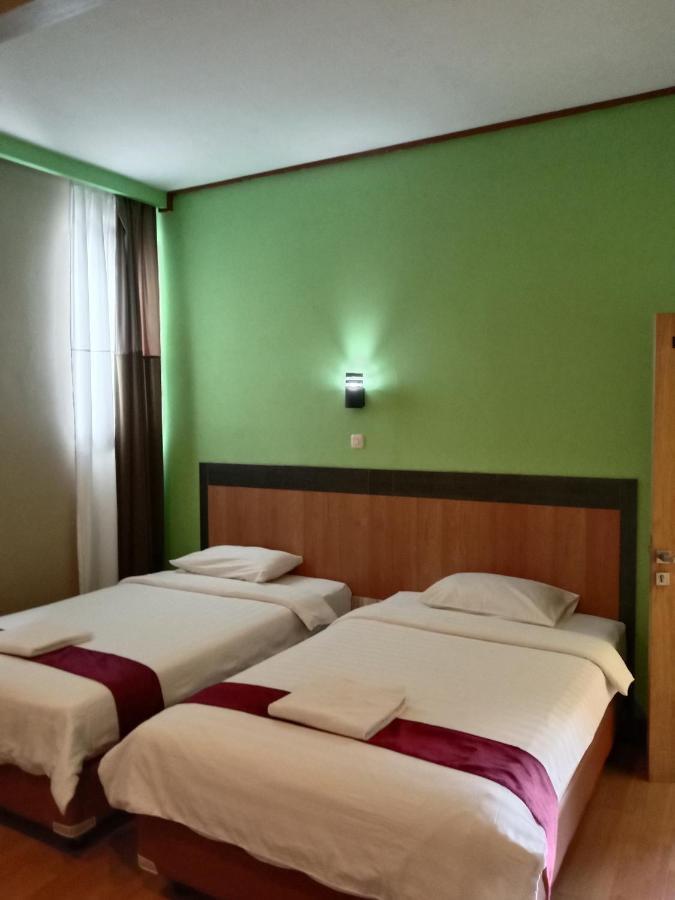 The New Orlinds Guest House Wonosari Zewnętrze zdjęcie
