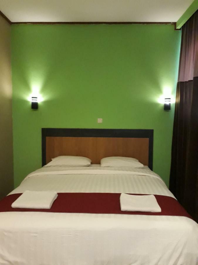 The New Orlinds Guest House Wonosari Zewnętrze zdjęcie
