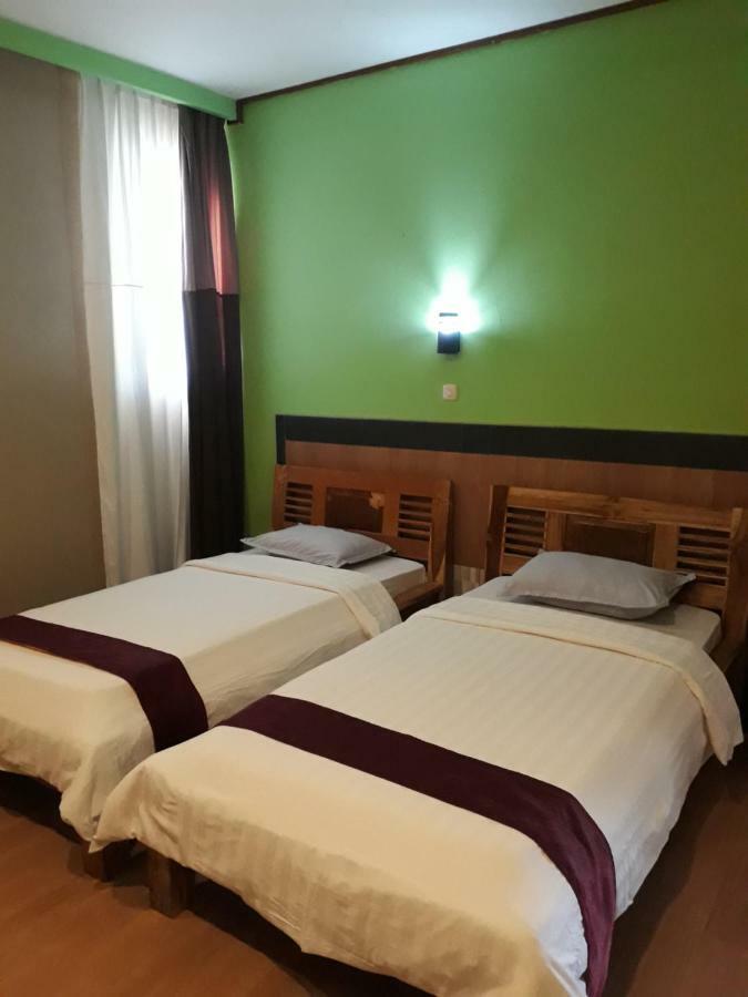 The New Orlinds Guest House Wonosari Zewnętrze zdjęcie